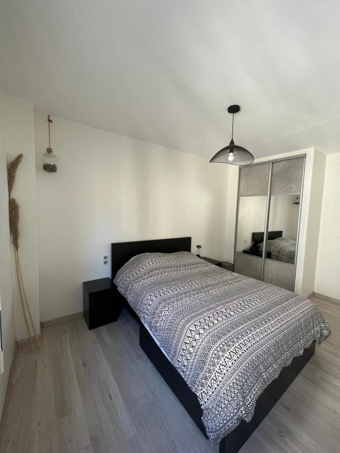 Superbe Appartement Centre Ville Nimes Luaran gambar